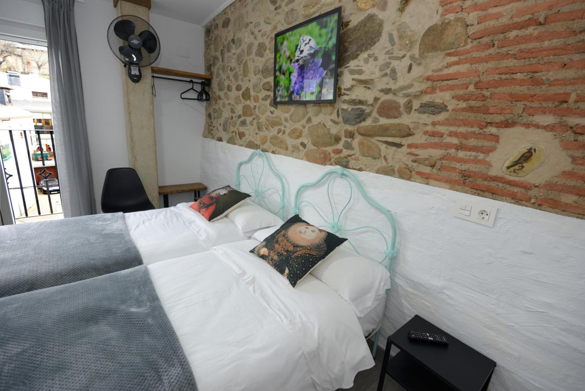 Hostel El Campano Villafranca Del Bierzo Exterior foto
