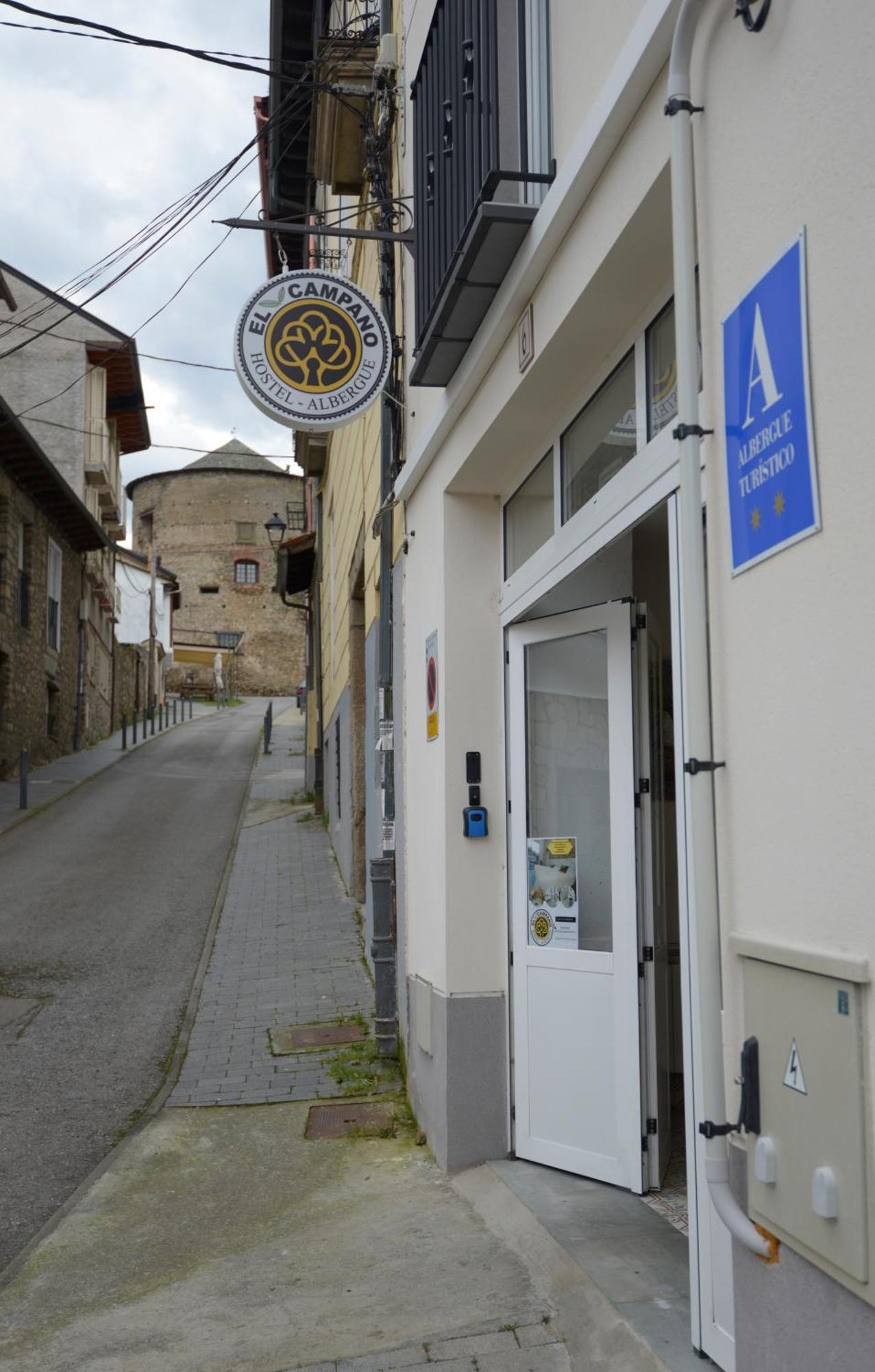 Hostel El Campano Villafranca Del Bierzo Exterior foto